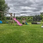 Summer House By The Sea With Bbq And Playroom *