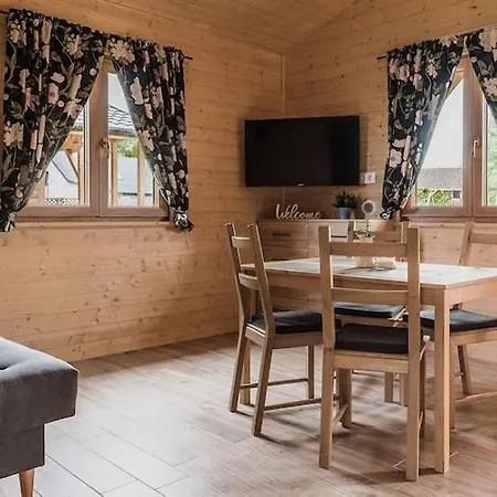 Vakantiehuis Summer House By The Sea With Bbq And Playroom Świerzno